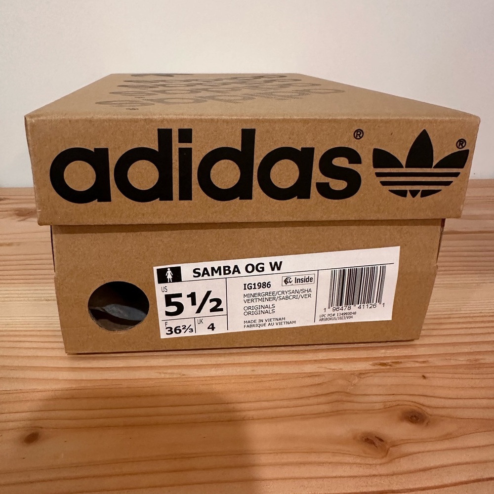 Adidas Samba OG W in Classic Brown Box